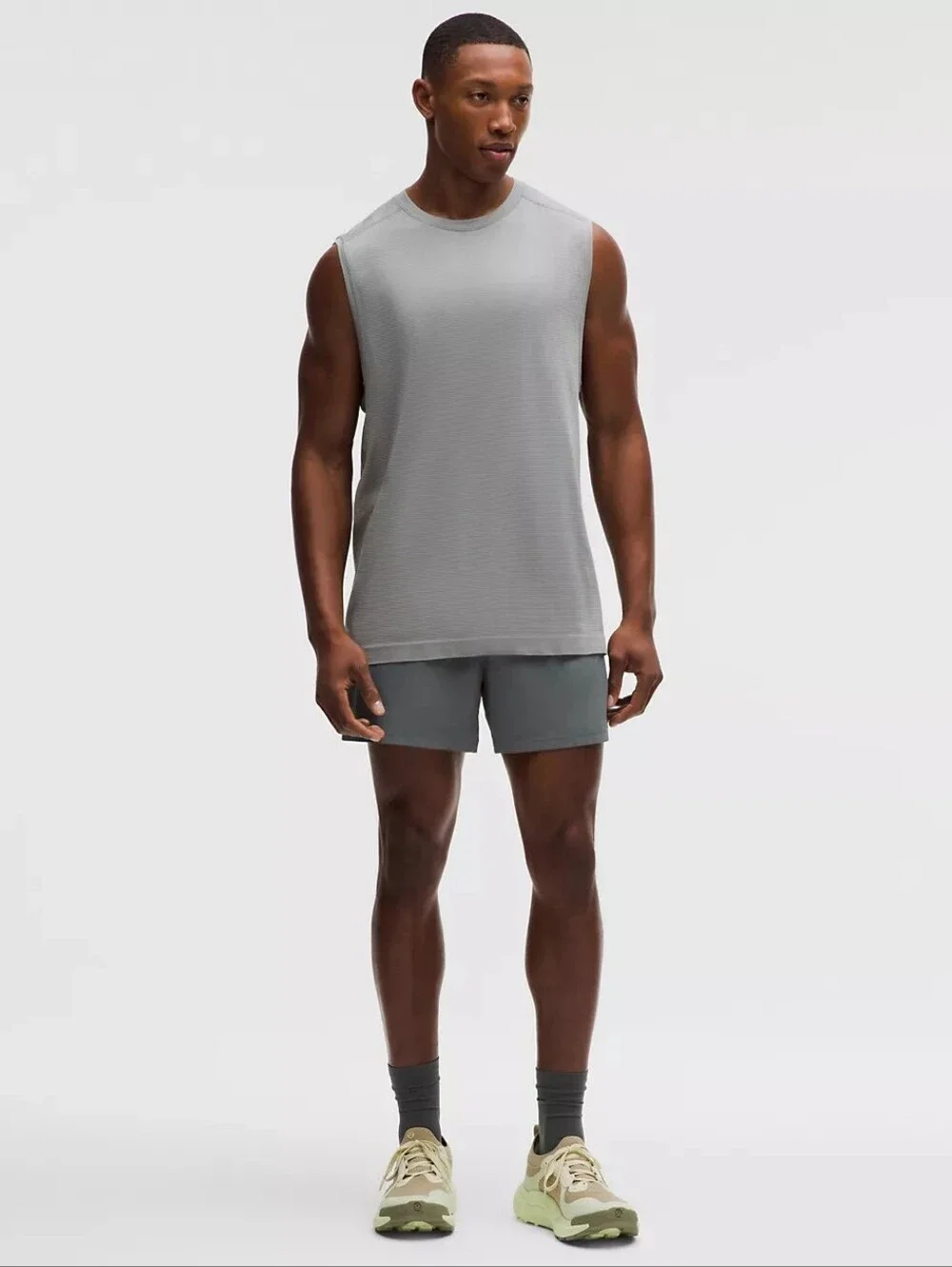 NEW Lululemon Pace Breaker Linerless Short 5
